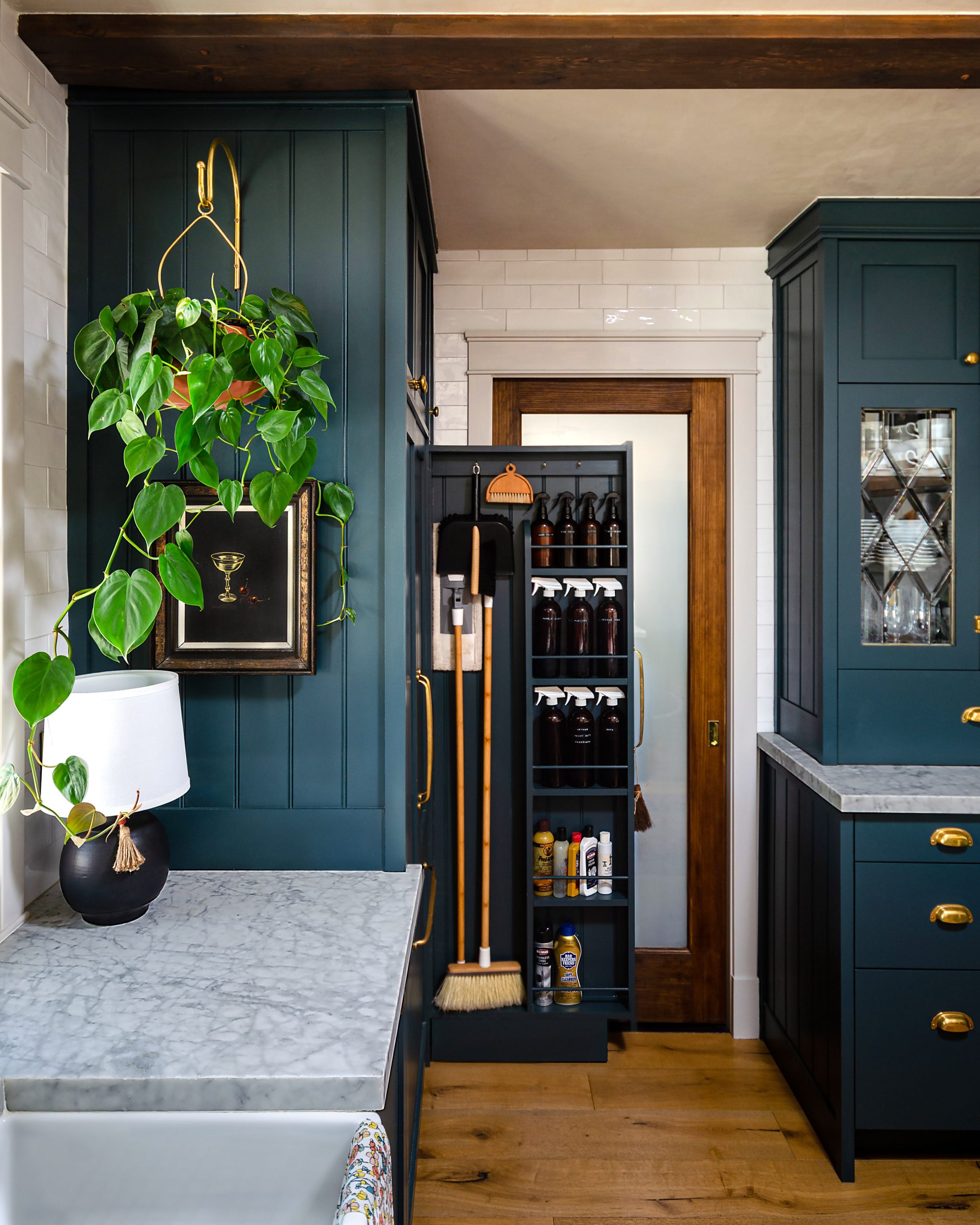 Pantry Organization, Baskets Make A Huge Difference : r/OrganizationPorn